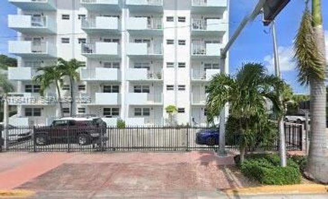 801 W Meridian Ave 3B, Miami Beach, FL 33139