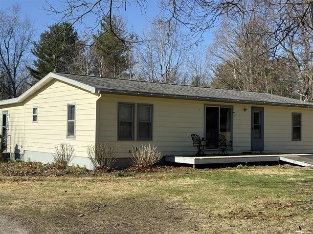 3345 W Madison Road, Hart, MI 49420