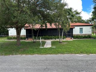 11201 NE 10 Ave, Biscayne Park, FL 33161