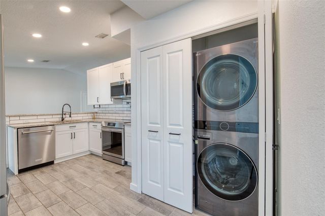 917 STAGE STREET, Palm Bay, FL 32909