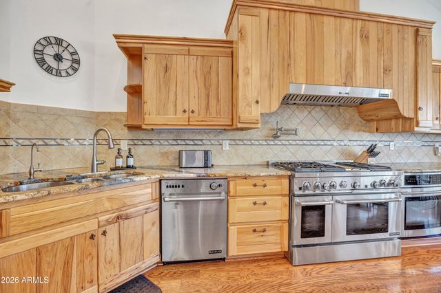 2 CHRYSONA Lane, Sedona, AZ 86336