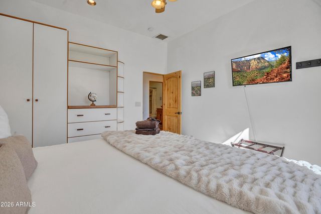 2 CHRYSONA Lane, Sedona, AZ 86336