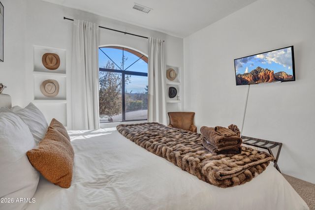 2 CHRYSONA Lane, Sedona, AZ 86336