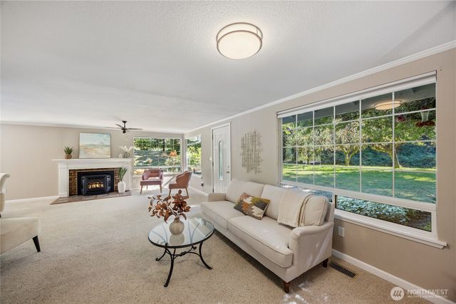 21220 SE 284th Street, Kent, WA 98042