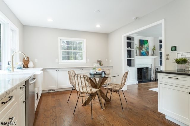 49 Van Houton Ave, Chatham Twp., NJ 07928