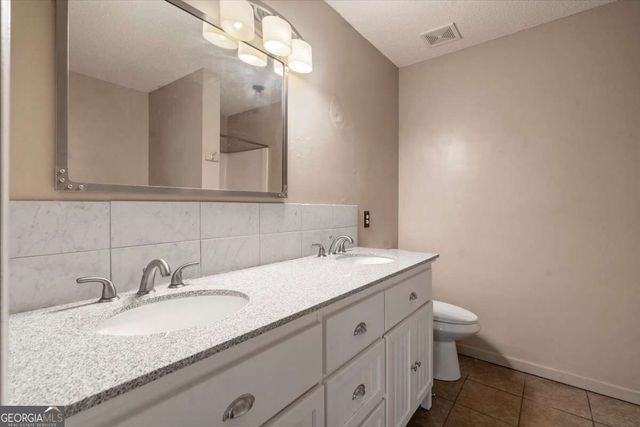 417 Beacon Drive, Maysville, GA 30558
