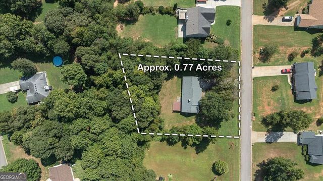 417 Beacon Drive, Maysville, GA 30558