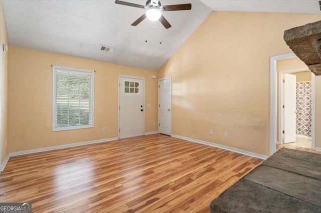 417 Beacon Drive, Maysville, GA 30558
