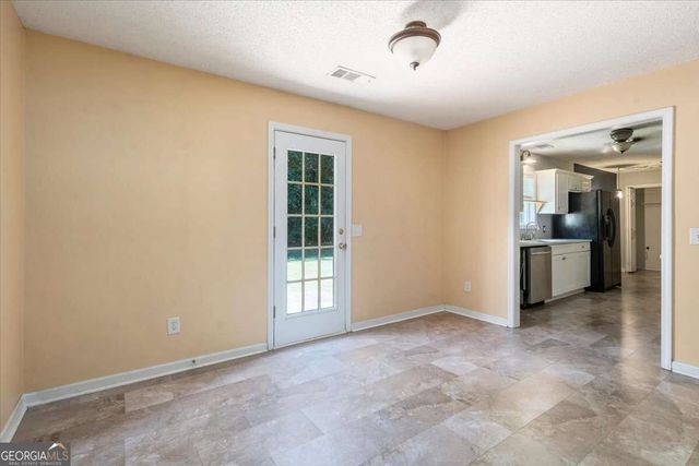 417 Beacon Drive, Maysville, GA 30558