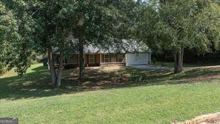 417 Beacon Drive, Maysville, GA 30558