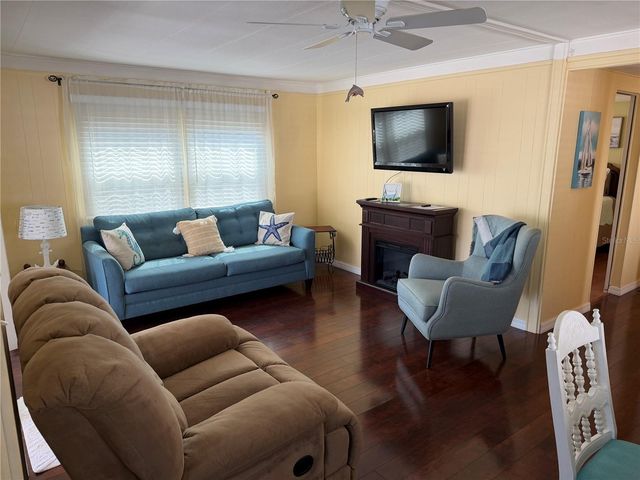 37 PINDO PALM STREET E, Largo, FL 33770