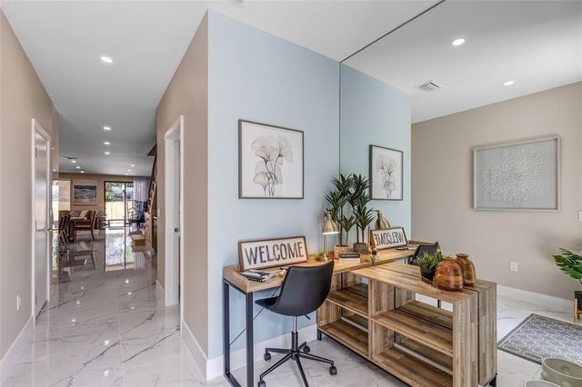 811 SW 10th Terrace, Fort Lauderdale, FL 33315