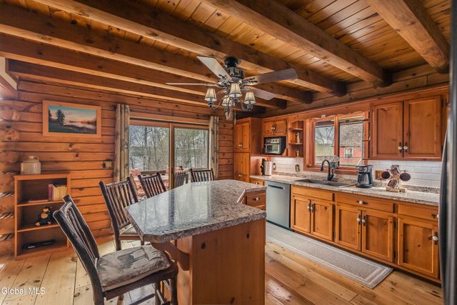 159 Maplewood Drive, Gloversville, NY 12078