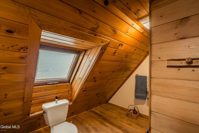 159 Maplewood Drive, Gloversville, NY 12078