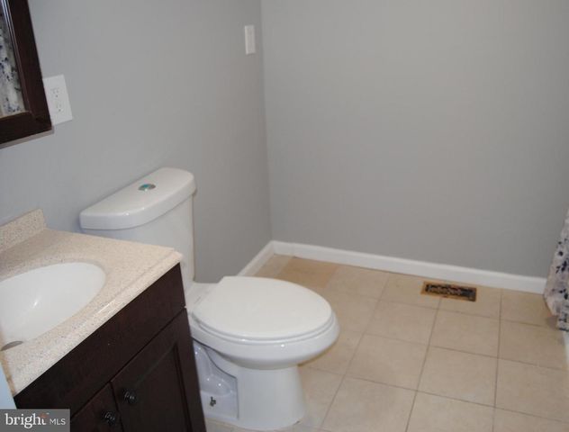 1912 ARROWOOD DR, Bensalem, PA 19020