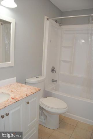 1912 ARROWOOD DR, Bensalem, PA 19020