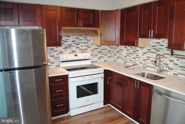 1912 ARROWOOD DR, Bensalem, PA 19020