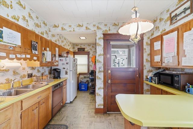 308 College Street, Burlington, VT 05401