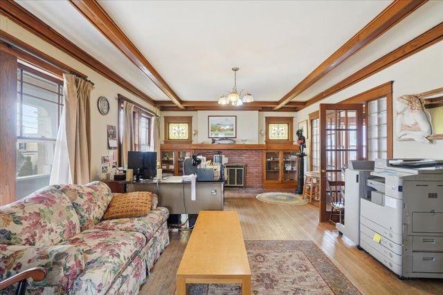 308 College Street, Burlington, VT 05401