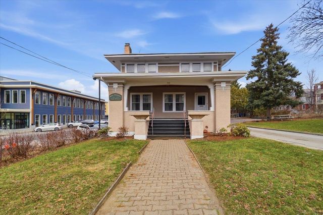 308 College Street, Burlington, VT 05401