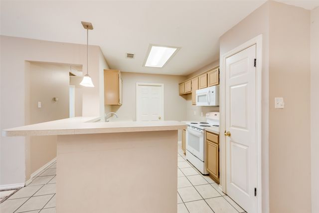 225 Juniper Ridge Court, Desoto, TX 75115