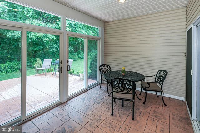 49 LEXINGTON DR, Pennington, NJ 08534