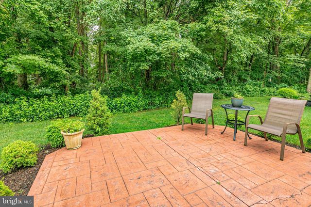 49 LEXINGTON DR, Pennington, NJ 08534