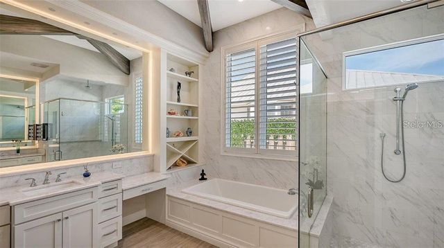 1959 HIBISCUS STREET, Sarasota, FL 34239