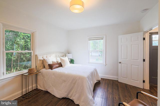 410 KINGSTON RD, Baltimore, MD 21229