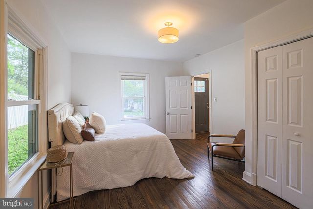 410 KINGSTON RD, Baltimore, MD 21229
