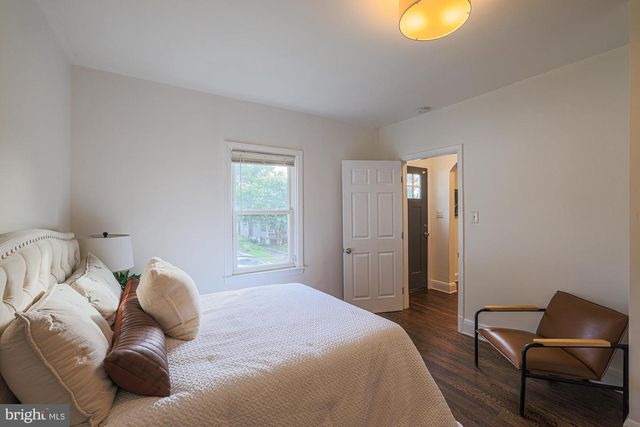 410 KINGSTON RD, Baltimore, MD 21229