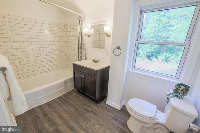 410 KINGSTON RD, Baltimore, MD 21229