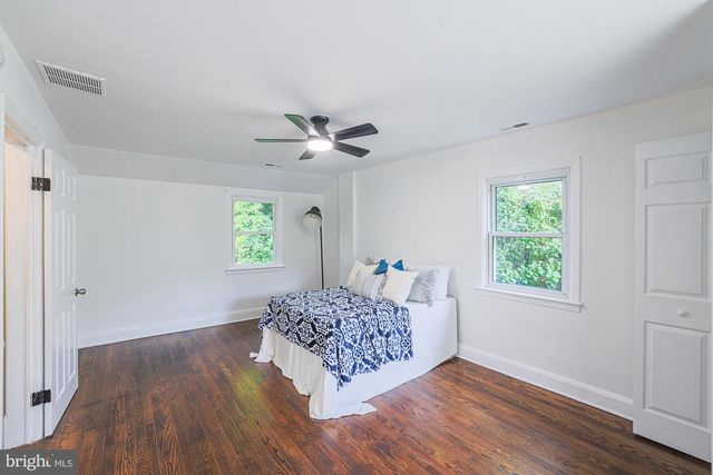 410 KINGSTON RD, Baltimore, MD 21229