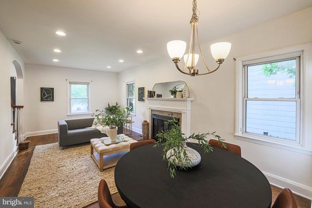 410 KINGSTON RD, Baltimore, MD 21229