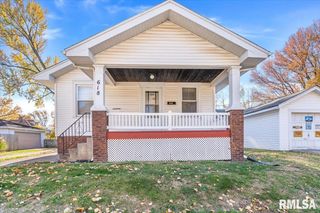 618 W LAUREL Street, Springfield, IL 62704