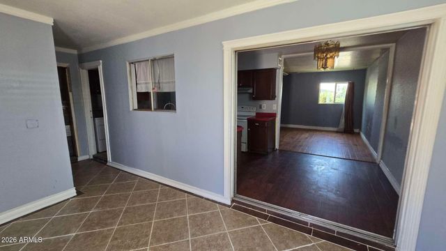 604 W EMELITA Avenue, Mesa, AZ 85210
