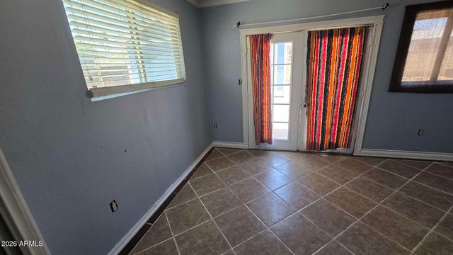 604 W EMELITA Avenue, Mesa, AZ 85210