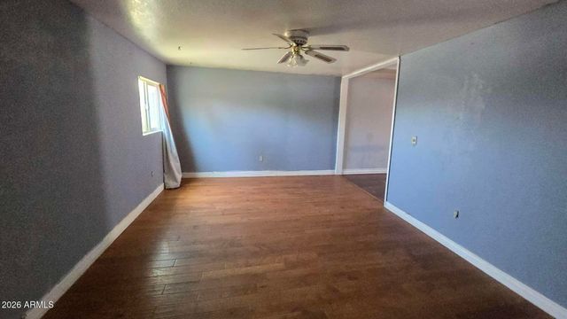 604 W EMELITA Avenue, Mesa, AZ 85210