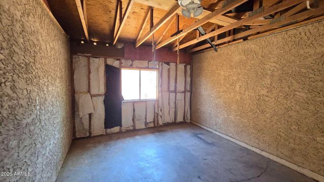 604 W EMELITA Avenue, Mesa, AZ 85210