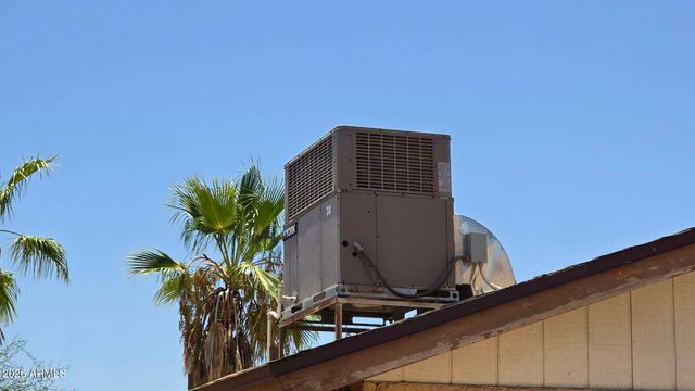 604 W EMELITA Avenue, Mesa, AZ 85210