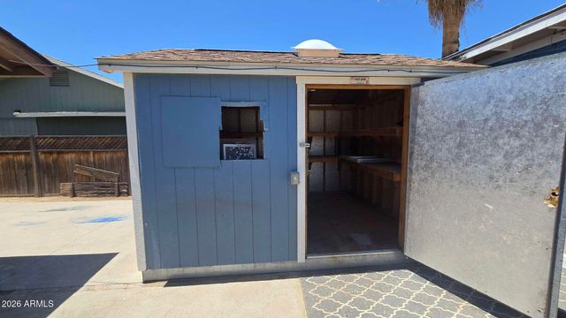 604 W EMELITA Avenue, Mesa, AZ 85210