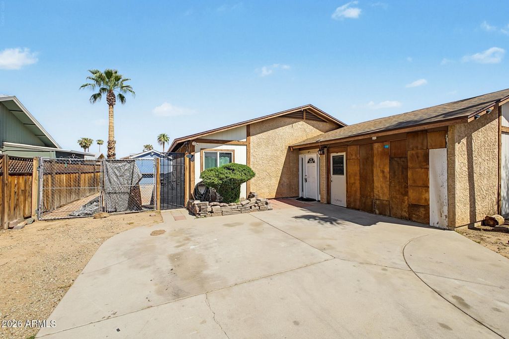 604 W EMELITA Avenue, Mesa, AZ 85210 — photo 4