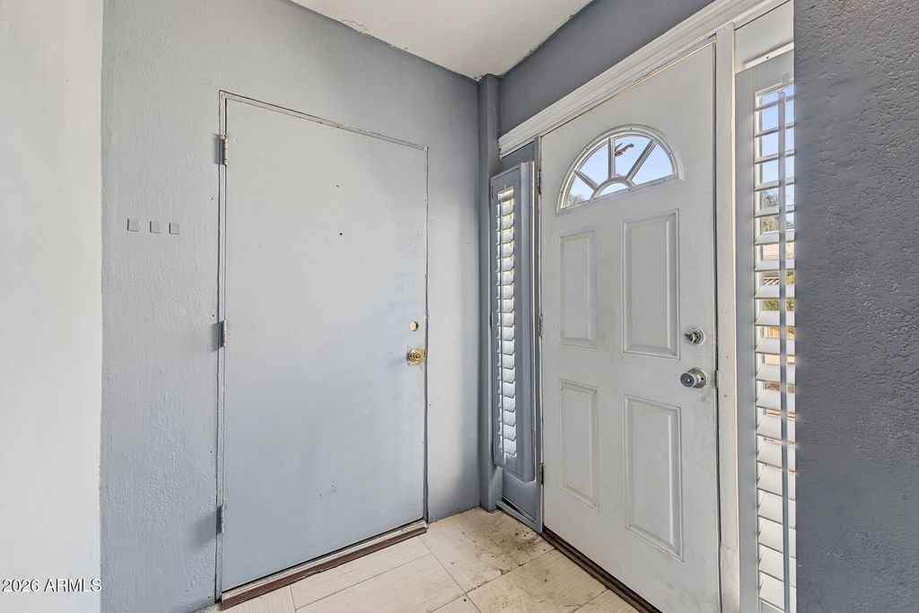 604 W EMELITA Avenue, Mesa, AZ 85210 — photo 5