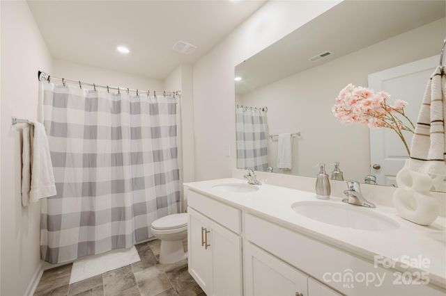 582 King Clover Lane, Clover, SC 29710