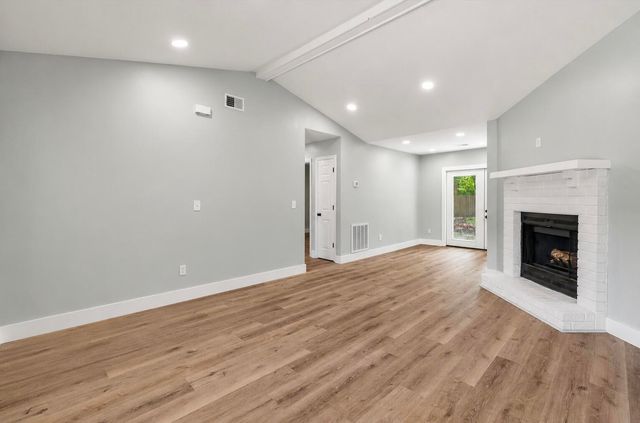 106 Teddy Court, Summerville, SC 29485