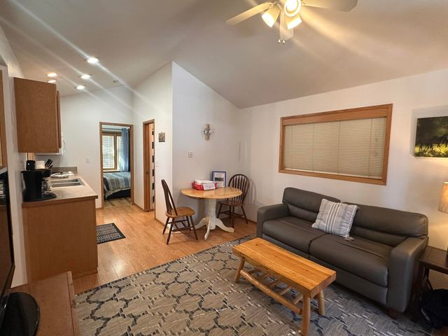 7900 Hyatt Prairie Road 3, Ashland, OR 97520