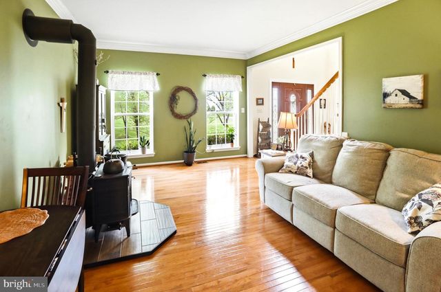 2656 ROMIG RD, Gilbertsville, PA 19525