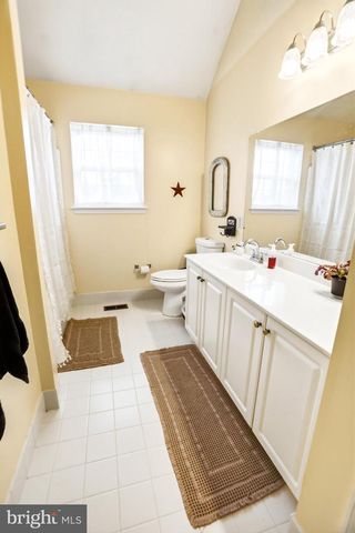 2656 ROMIG RD, Gilbertsville, PA 19525