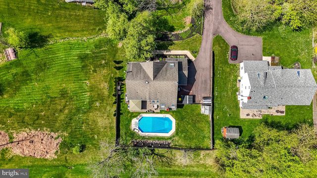 2656 ROMIG RD, Gilbertsville, PA 19525