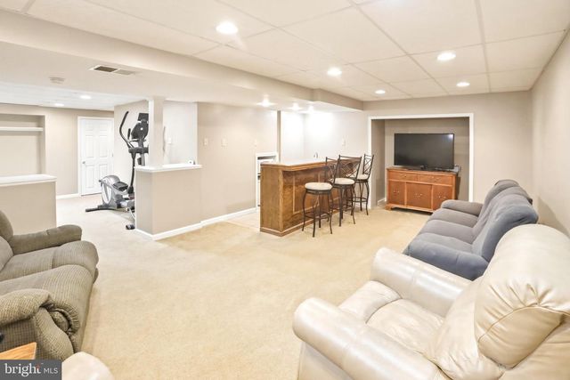 2656 ROMIG RD, Gilbertsville, PA 19525